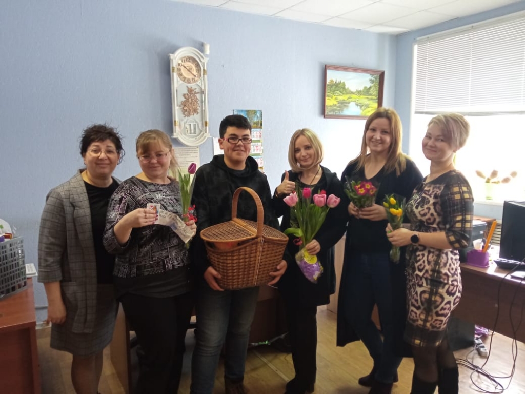 В Новоусманском многопрофильном техникуме прошли праздничные мероприятия, посвященные Международному женскому дню